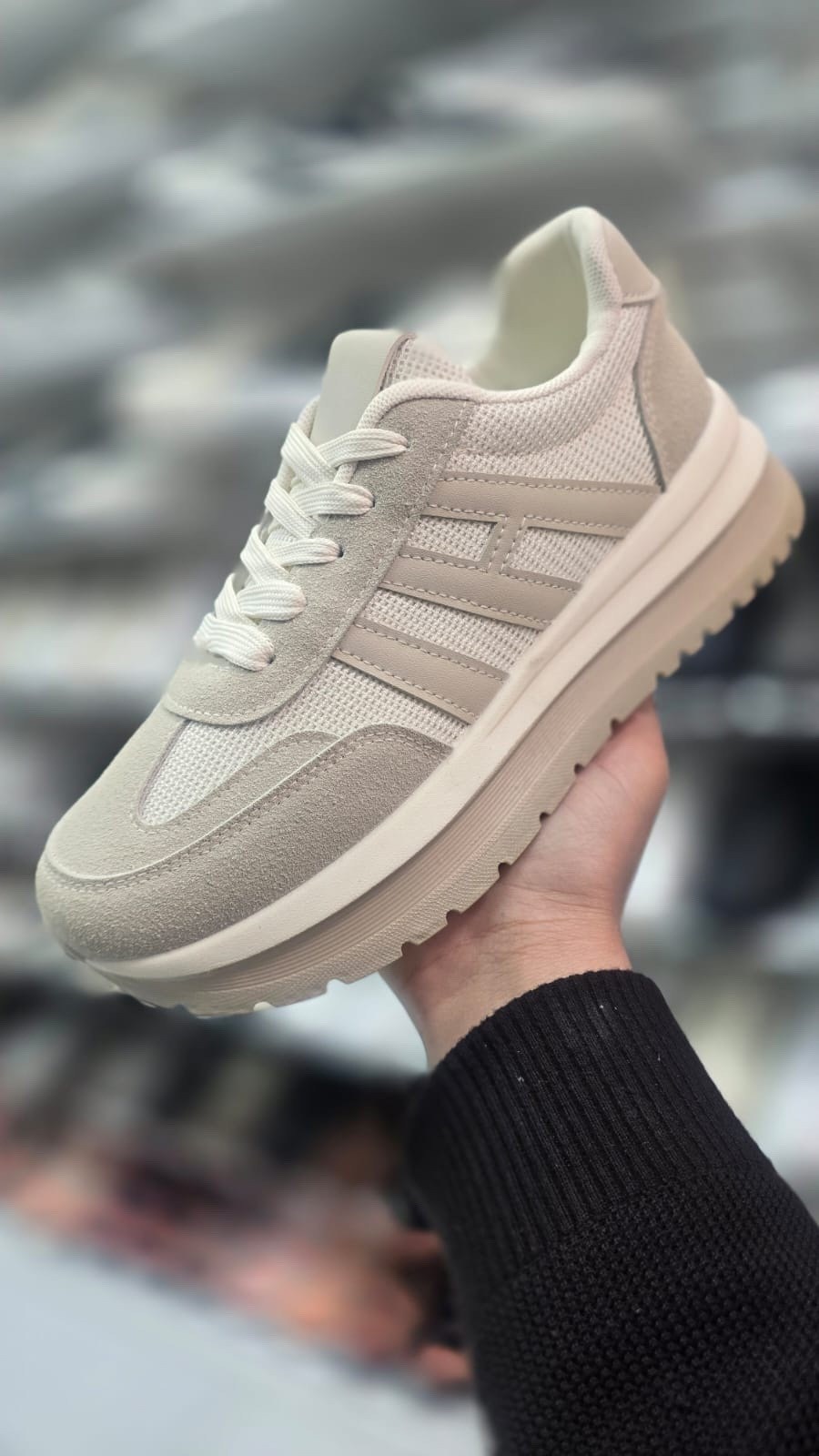 женские кроссовки,,кроссовки для женщин,adidas кроссовки женские,повседневные кроссовки