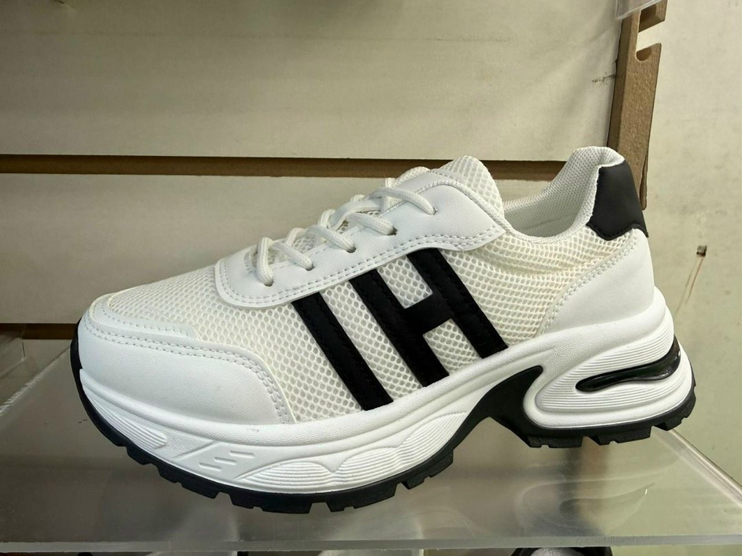 женские кроссовки,кроссовки,кроссовка,спортивная ,модные кроссовки