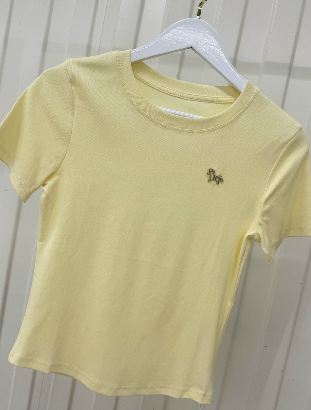 футболки женская,белая женская футболка,белая футболка,футболка,футболка с принтом