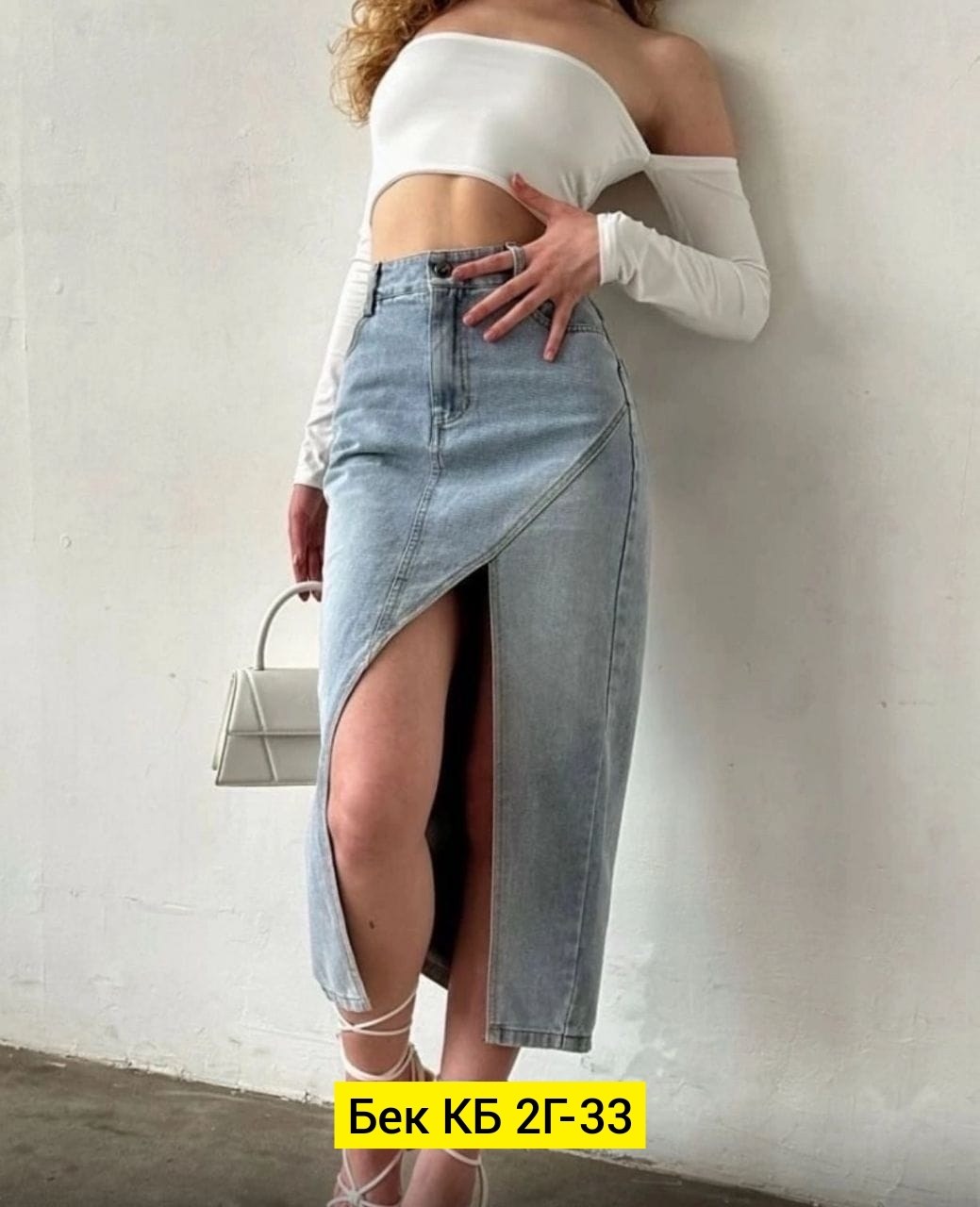 джинсовая юбка,комбинированная джинсовая юбка,юбка миди джинсовая с разрезом спереди ниже колен,юбка миди джинсовая с разрезом,юбка джинсовая с разрезом
