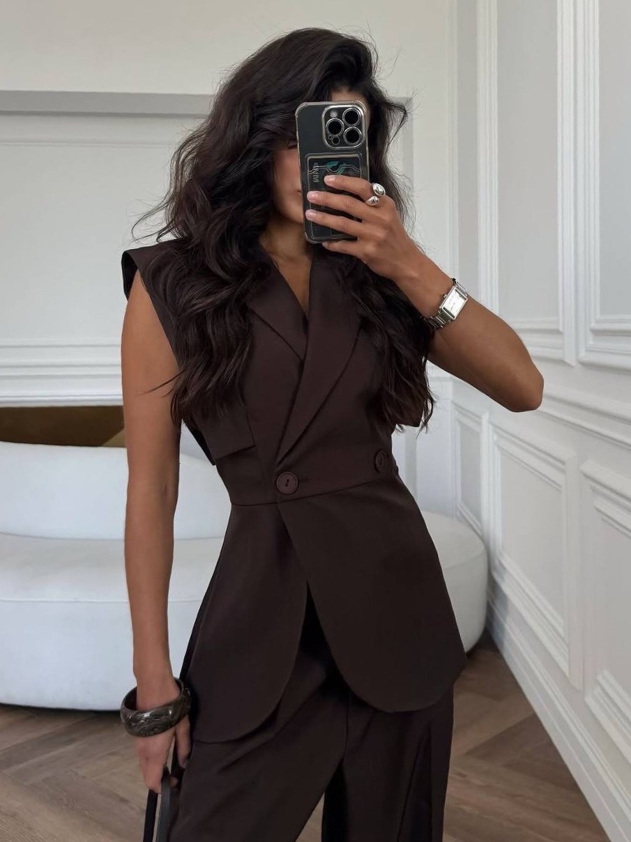 удлиненный жилет,костюм женский с брюками и жилеткой olivia bellucci,жилет приталенный,жилет костюмный классический,жилет женский классический