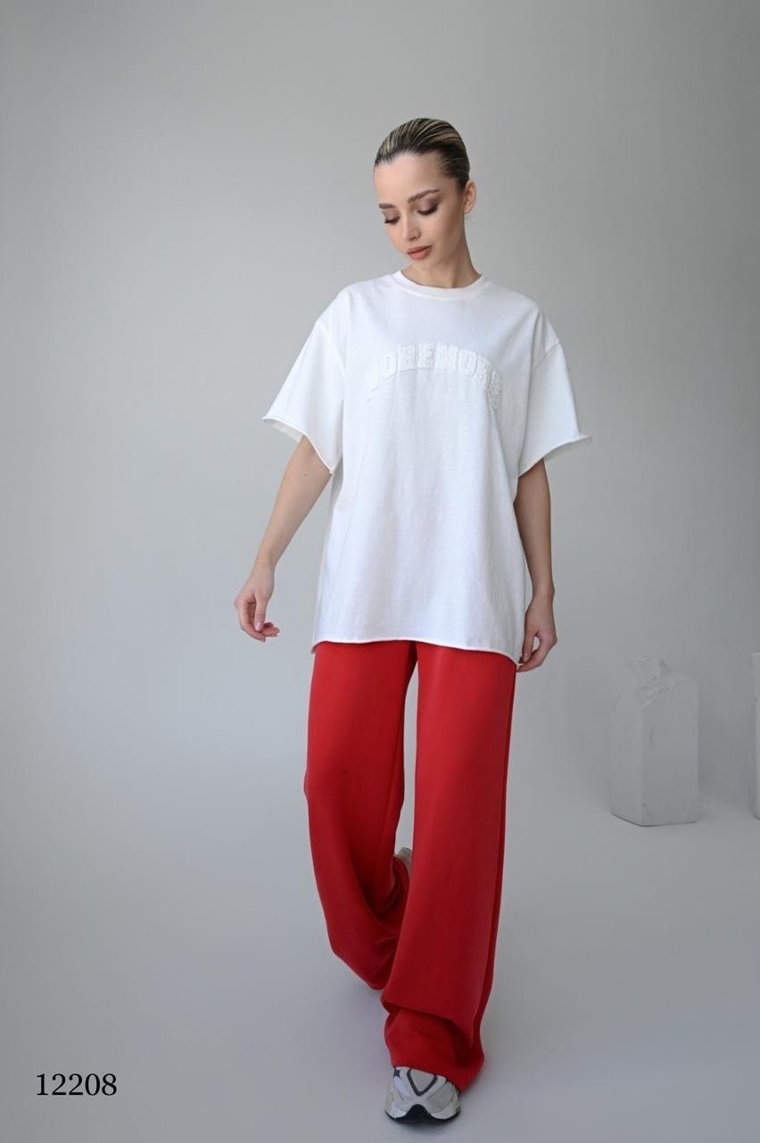 футболка оверсайз женская,футболка оверсайз,широкие брюки,футболки модные,белая футболка оверсайз