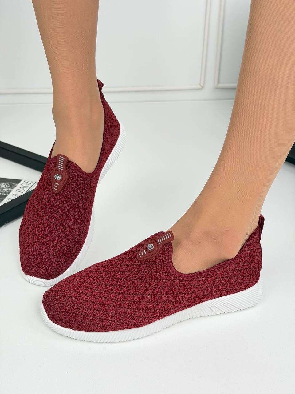 ,женские кроссовки,кроссовки женские красные,спортивная , кроссовки