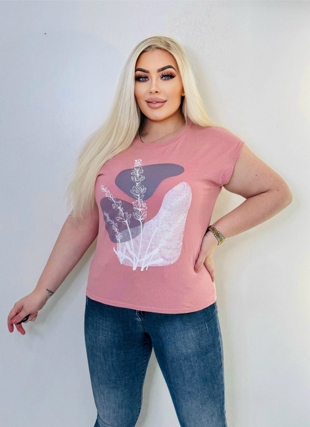 футболки женские больших размеров,футболки больших размеров намвайлдберриз,футболка большие размеры с принтом,футболка больших размеров однотонная майка,женская футболка