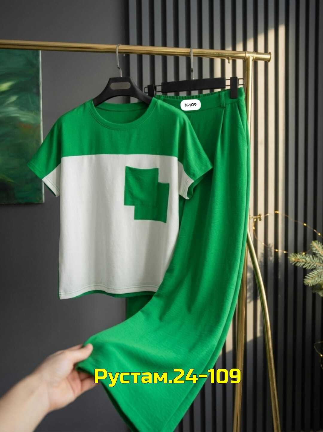 лиловые брюки палаццо,костюм с брюками палаццо,модные костюмы,костюм женский,сиреневый костюм