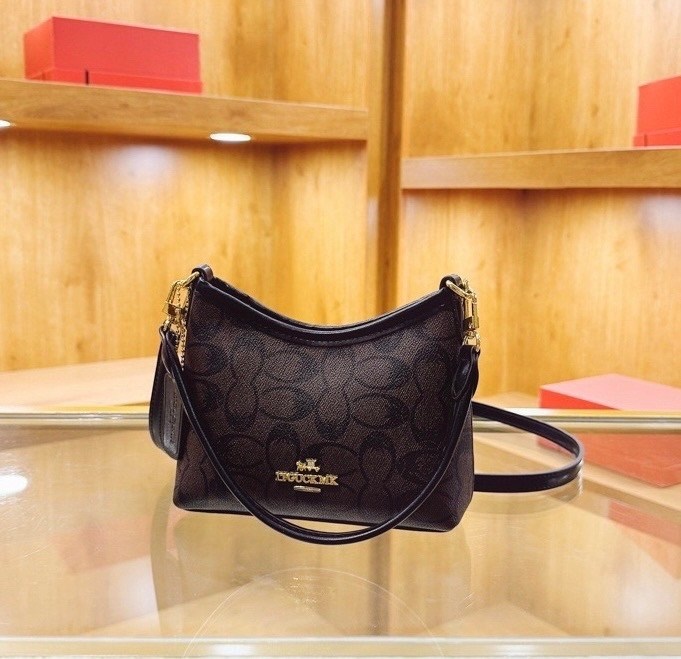 сумка coach,coach сумка на плечо,сумка,женская сумка,сумка женская coach