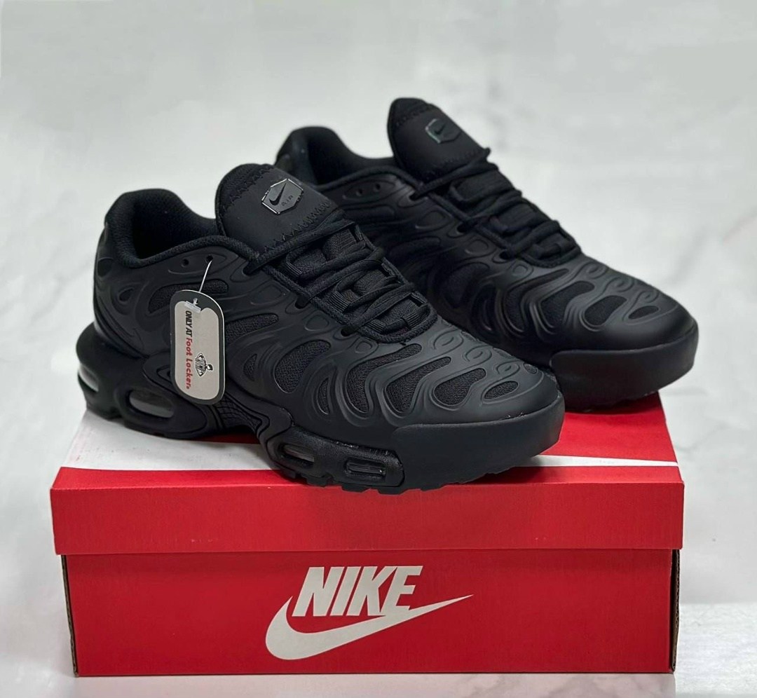 кроссовки nike air max plus tn,кроссовки nike air max plus,nike air max tn plus black,кроссовки мужские nike air max plus,nike air max plus tn