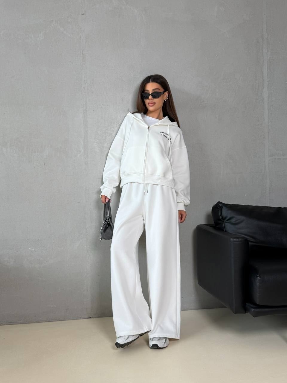 костюм белый,костюм повседневный,стильный костюм,костюм женский,костюм повседневный спортивный