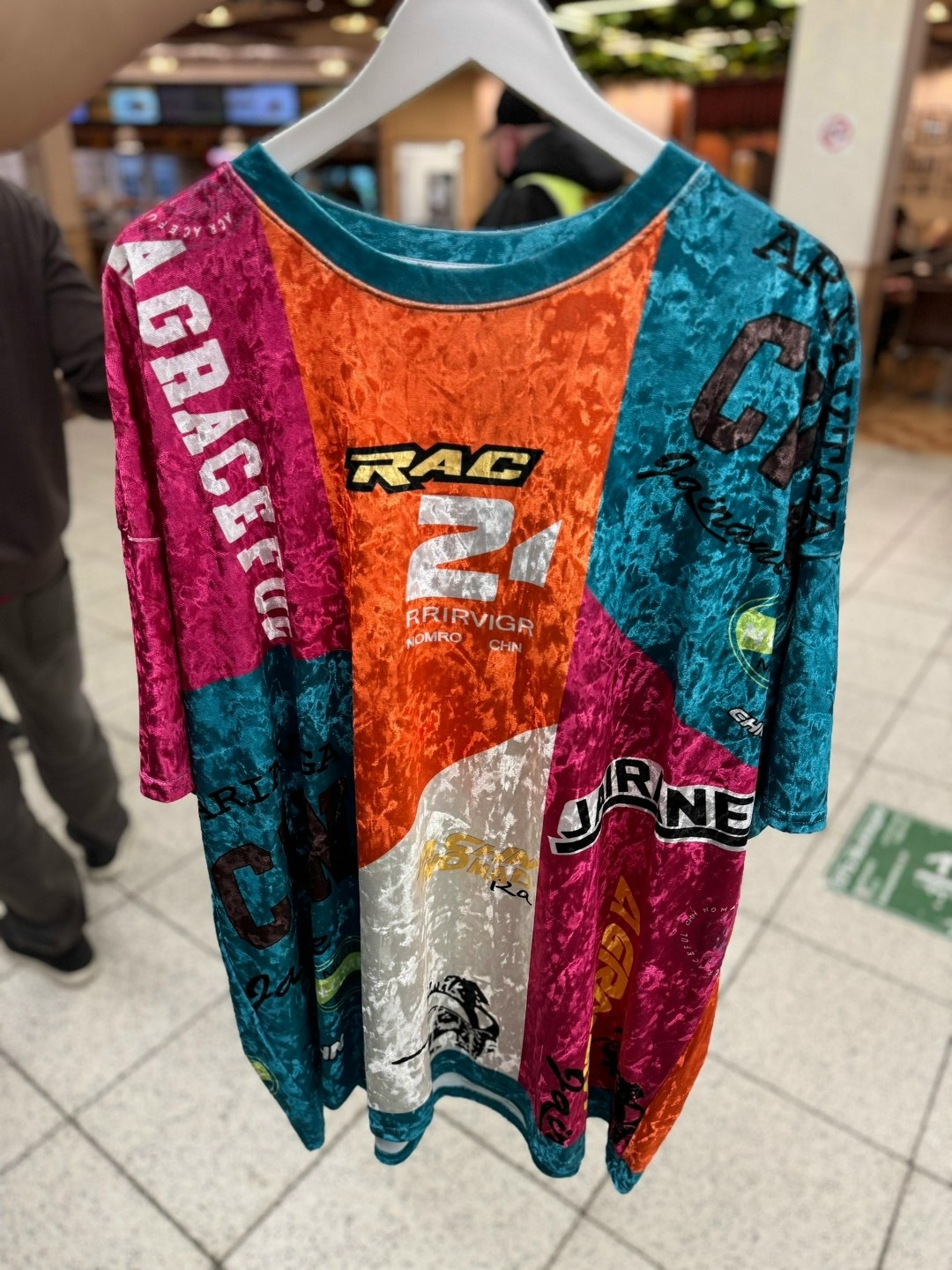 одежда в стиле,модная одежда,футболка,дизайн футболки