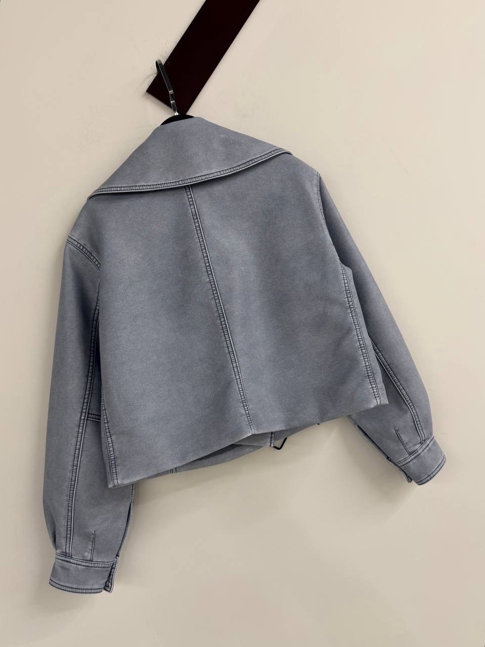 косуха винтажная куртка кожаная oversize серая monyken,косуха куртка укороченная кожаная базовая,кожаная куртка косуха,куртка косуха,женская кожаная куртка косуха