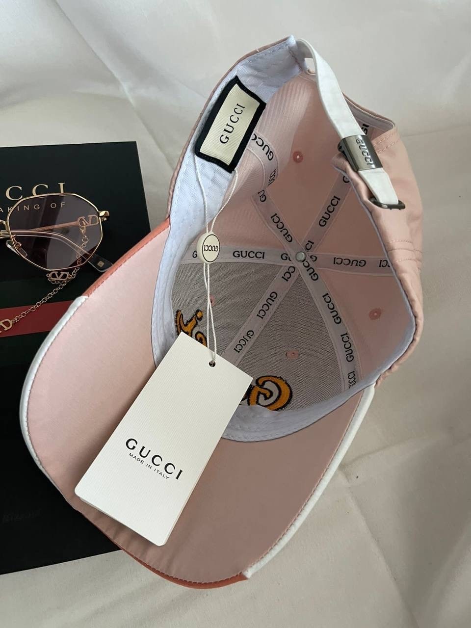 бейсболка gucci,кепка гуччи венголби,кепка gucci,кепка гуччи оригинал,бейсболка модная