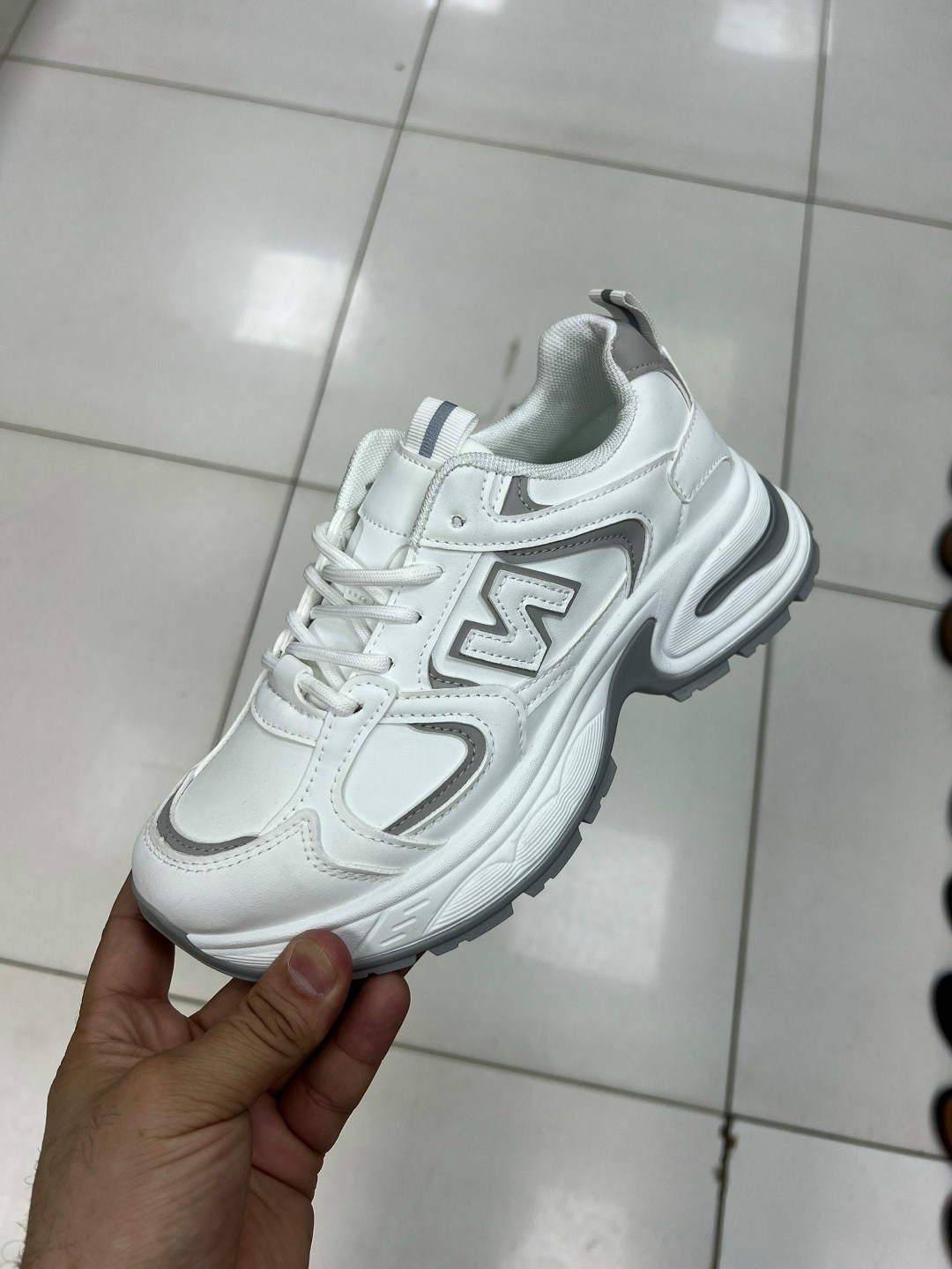 кроссовки женскиe,кроссовка,кроссовки эко,женская ,кроссовки для девушек