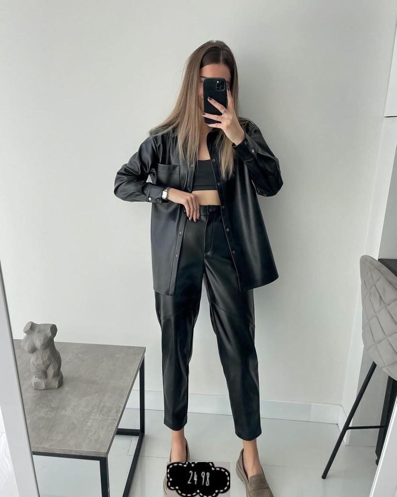 костюм из экокожи,костюм из экокожи женский,костюм свободного кроя,брючный костюм,брючный костюм из экокожи