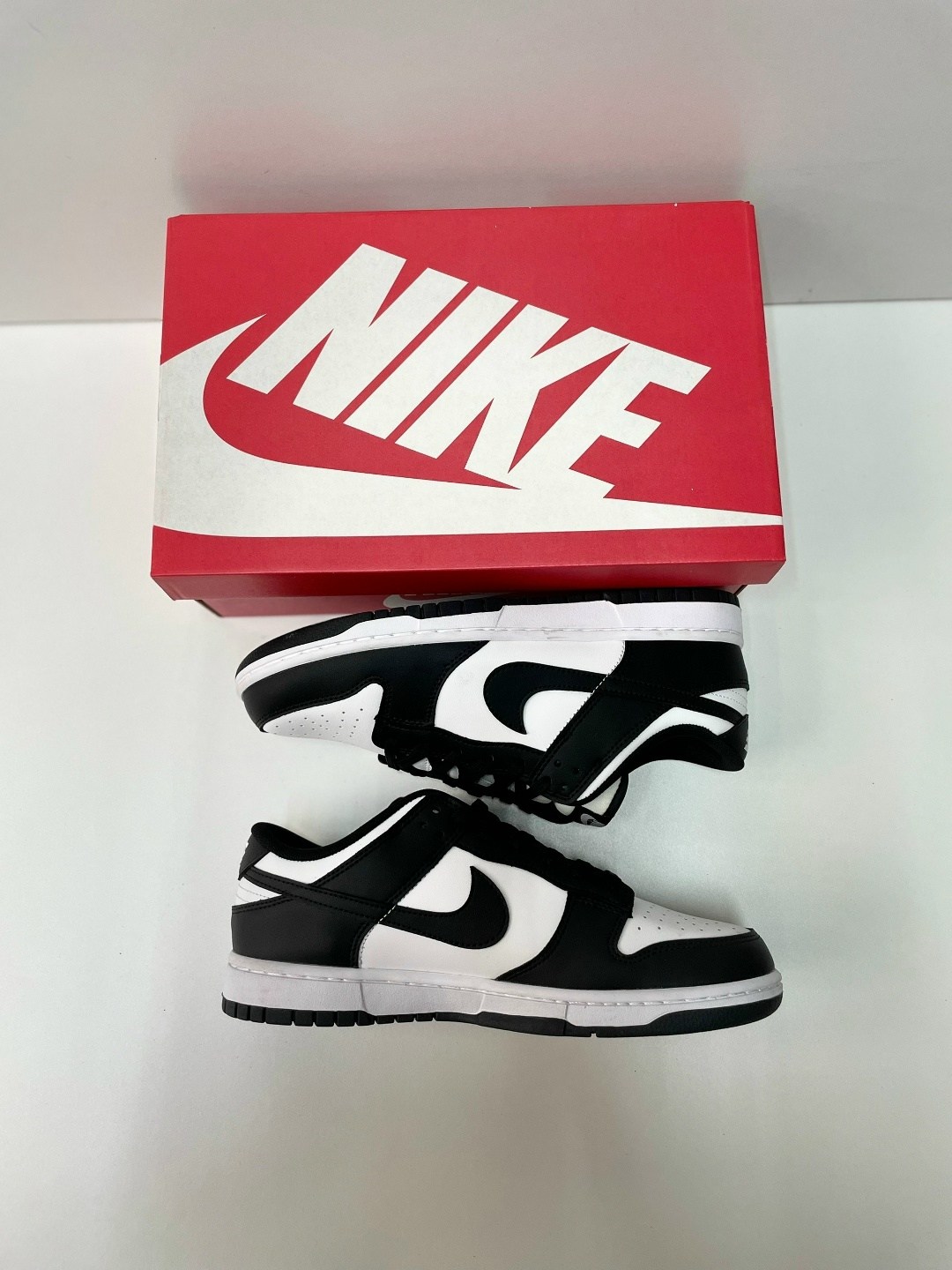 nike dunk low,nike dunk low black white,кроссовки nike sb dunk low,nike dunk low retro white black,nike dunk low retro white black panda (2026)