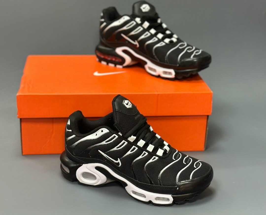 nike air max plus tn,кроссовки nike air max tn plus,nike air max plus tn black,nike air max plus,кроссовки nike air max tn plus ultra белые с серым