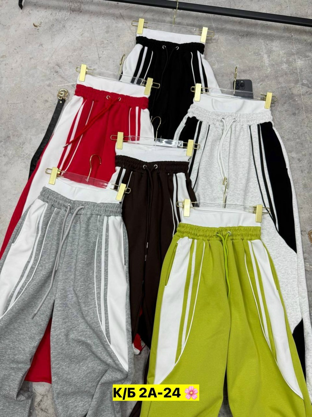 штаны спортивные,спортивные женские штаны,спортивный брюки,спортивные штаны пума женские,спортивные женские брюки