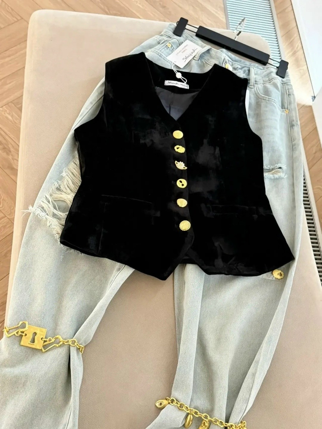 стильные джинсы,женские джинсы,модные джинсы,джинсы женские широкие,одежда джинсы