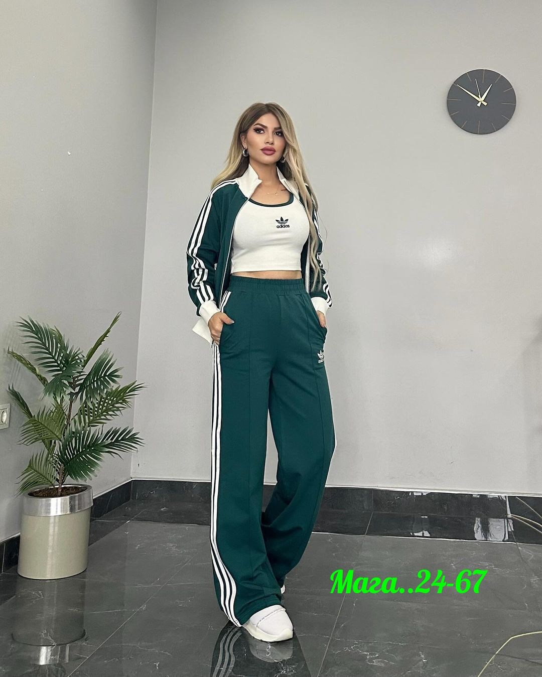 костюм спортивный адидас,женский спортивный костюм adidas,женские костюмы спортивные,спортивный костюм adidas,спортивные костюм