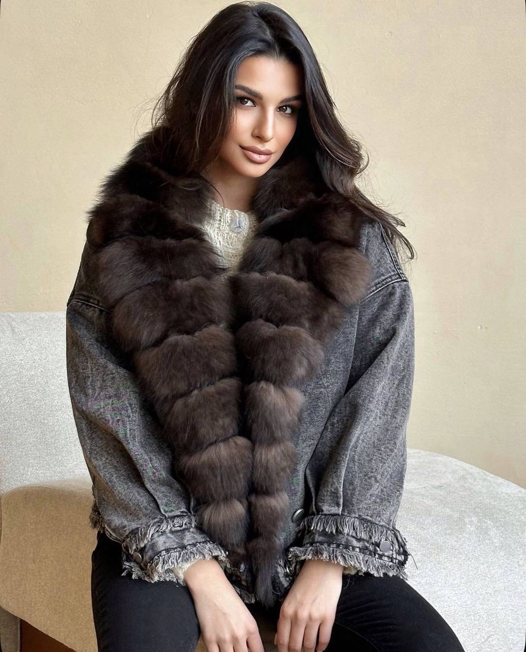 джинсовая куртка с мехом,джинсовая куртка с натуральным мехом песца,джинсовая куртка с мехом женская,джинсовая куртка с натуральным мехом,джинсовка с мехом