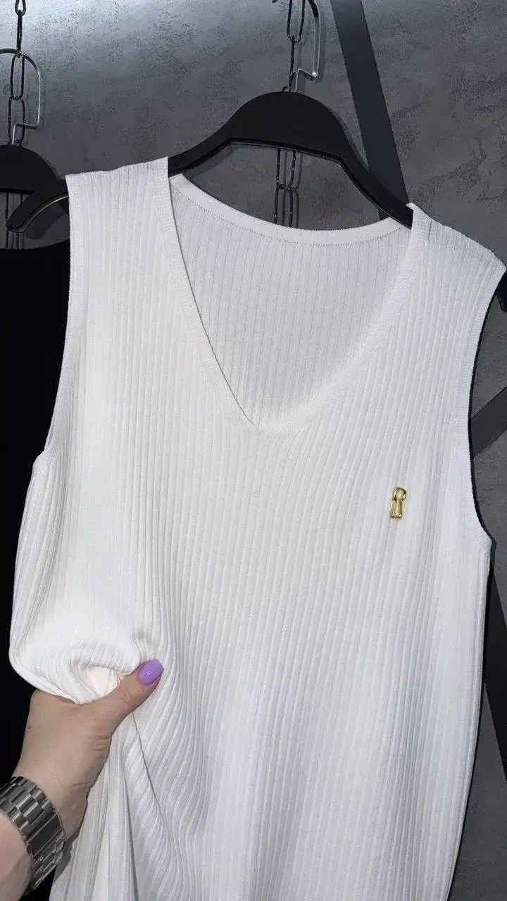 трикотажный жилет,вязаный жилет,жилет женский,женская майка,майка безрукавка