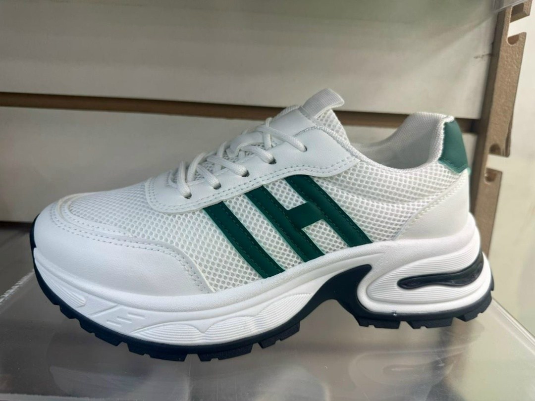 женские кроссовки,кроссовки,кроссовка,спортивная ,модные кроссовки