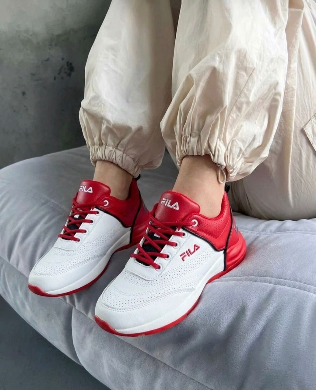 кроссовки,женские кроссовки,кроссовки модные,повседневные кроссовки,кроссовка