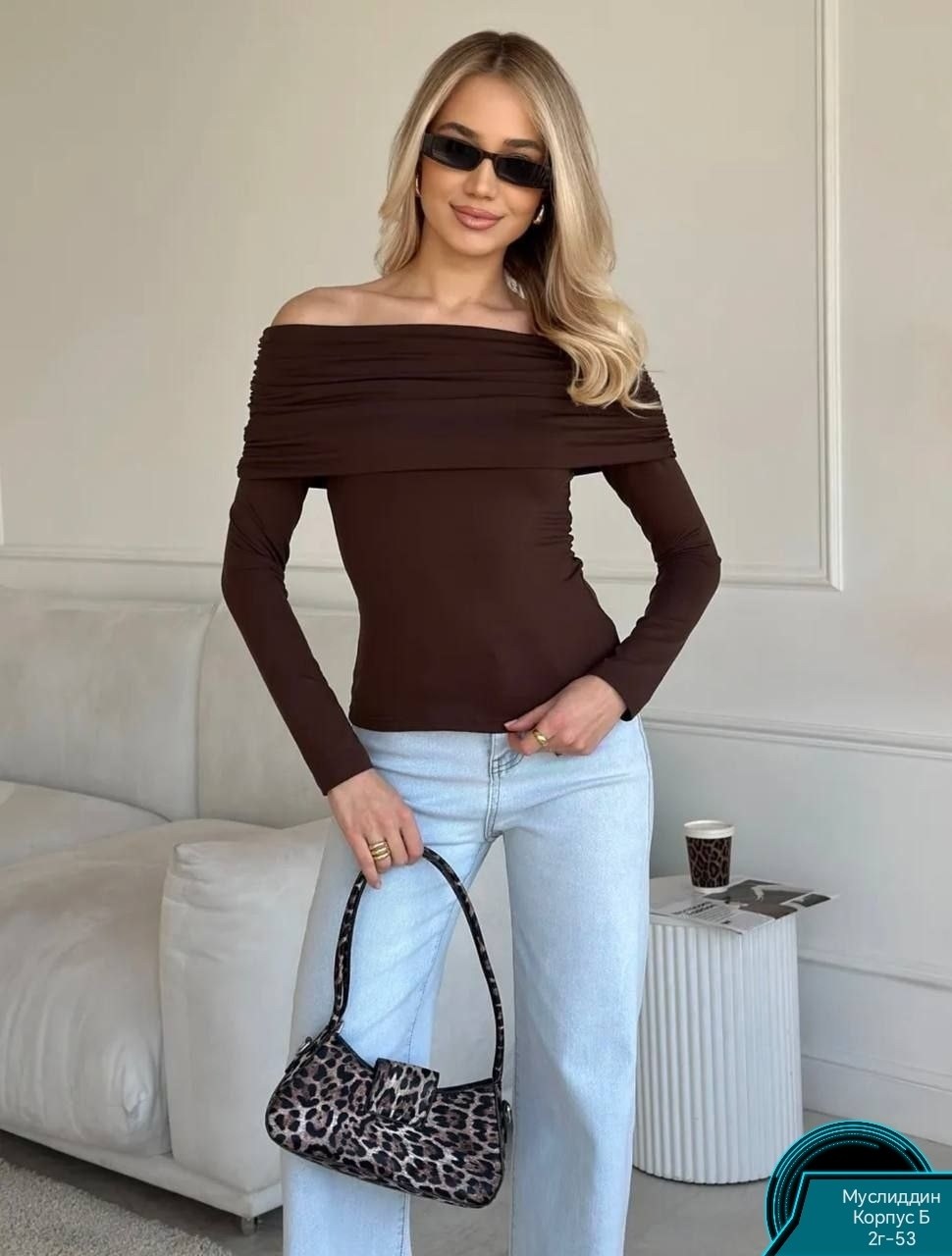 лонгслив с открытыми плечами,женский лонгслив,лонгслив женский с открытыми плечами,женская кофта,кофта лонгслив с открытыми плечами