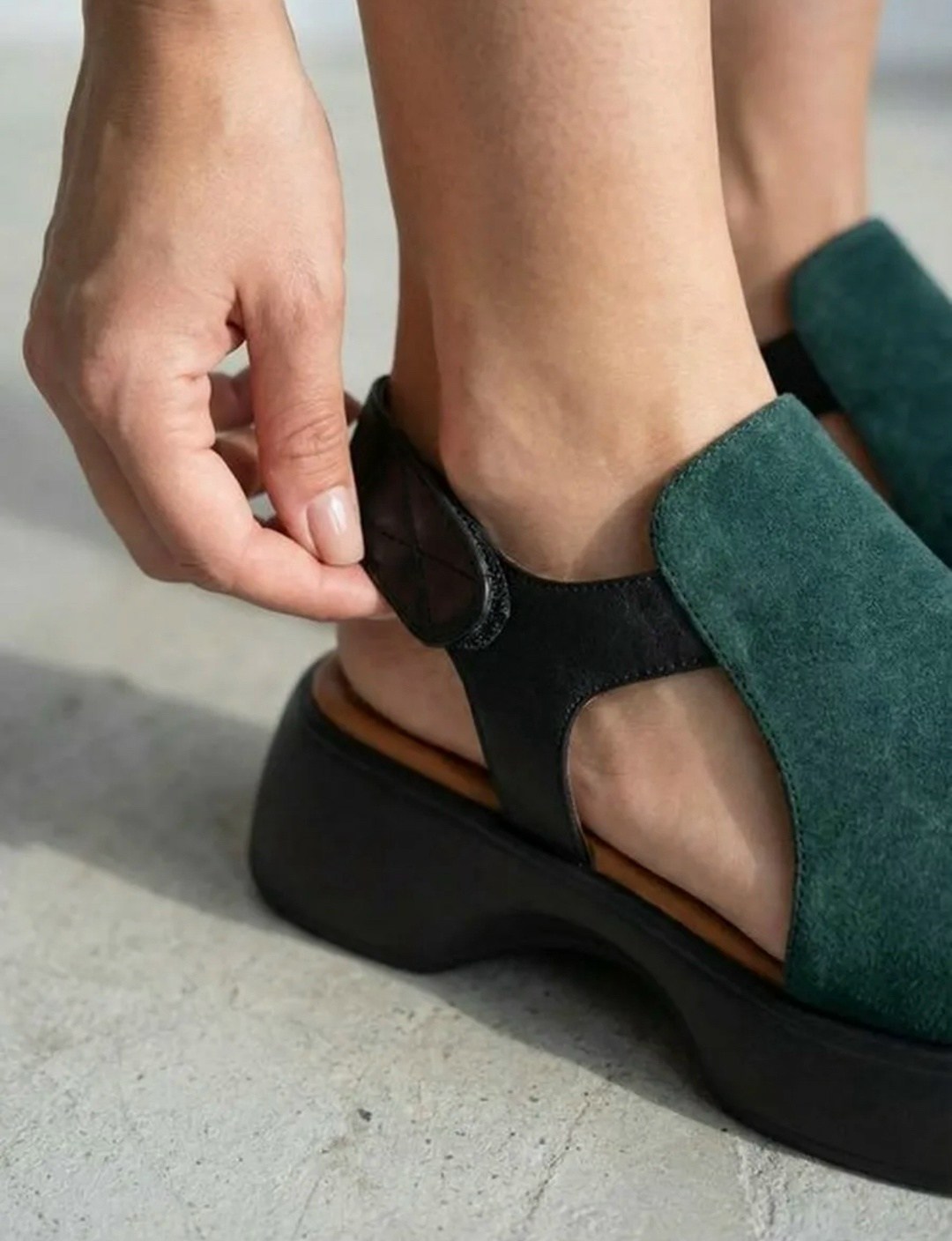 стильные босоножки,босоножки на платформе,босоножки женские,замшевые босоножки,