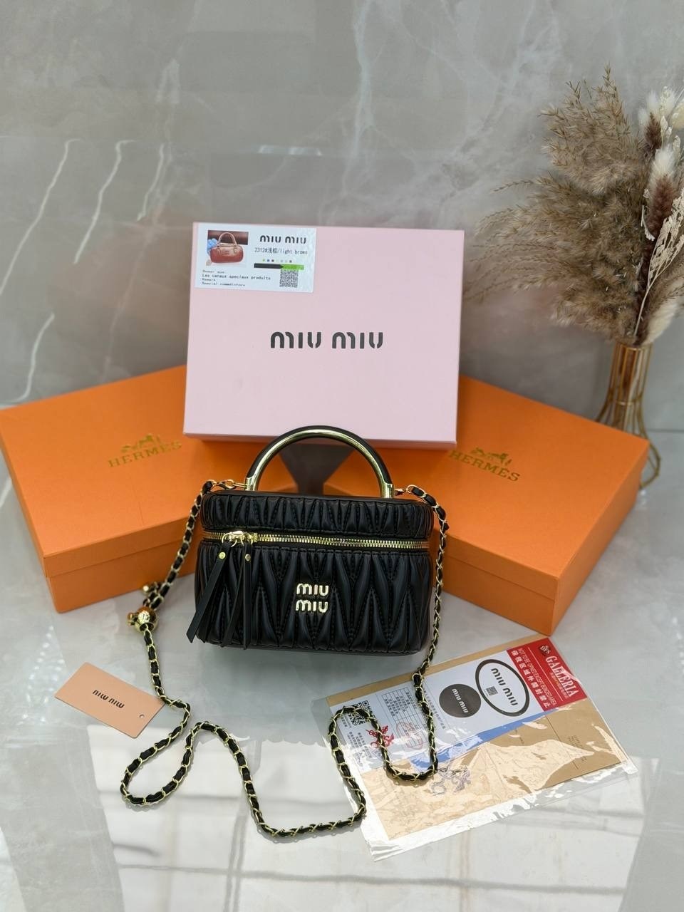 женская сумка miu miu,сумка miu miu,сумка через плечо в стиле miu miu,сумка на плечо miu miu,сумка miu miu через плечо