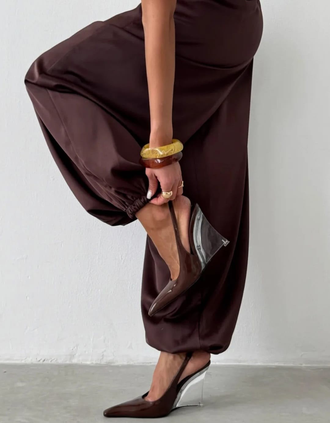 шелковый топ,шелковый топ с кружевом,топ с кружевом,майка с кружевами,шелковая майка