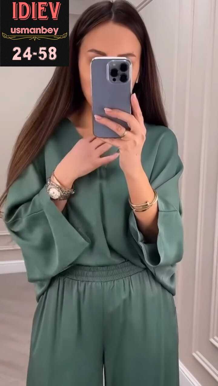 брючный костюм,костюм двойка женский кмш-452 6001 шёлк изумрудно-зеленый,костюм женский,брючный костюм женский,костюм с брюками