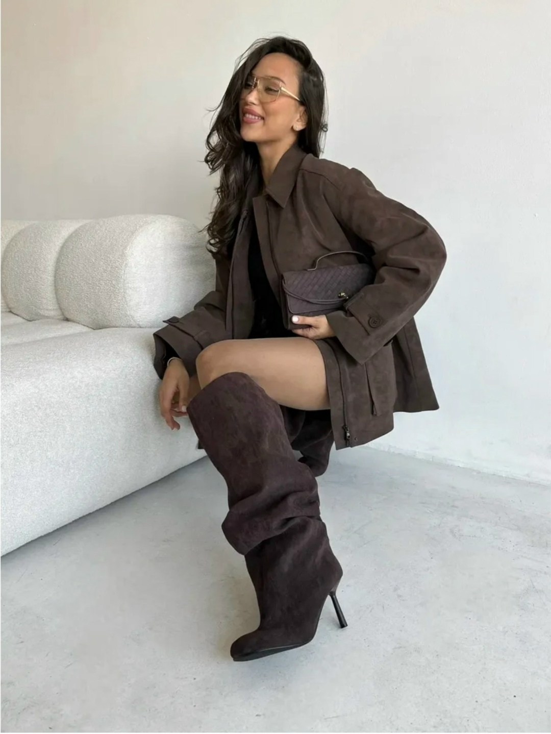замшевые сапоги,демисезонные шоколадные коричневые сапоги высокие сапоги трубы ботфорты замшевые высокий каблук,сапоги демисезонные на каблуке натуральная замша londri,сапоги трубы на каблуке,коричнев