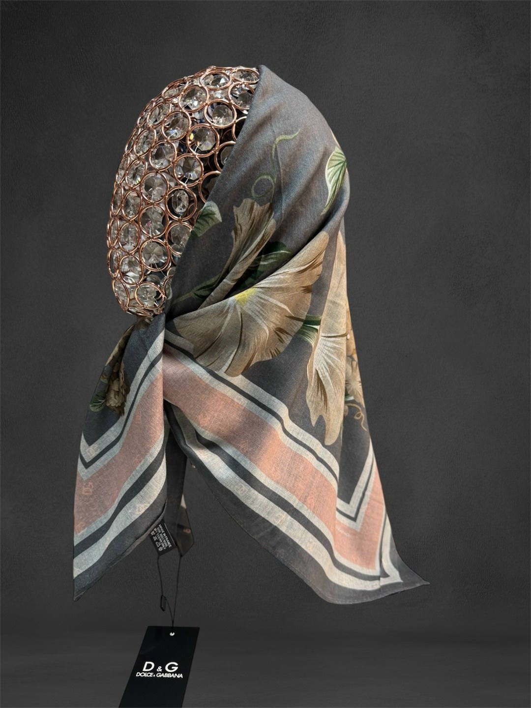 шелковый шарф,шелковые платки,шарфы и платки,платки женские,платок с принтом