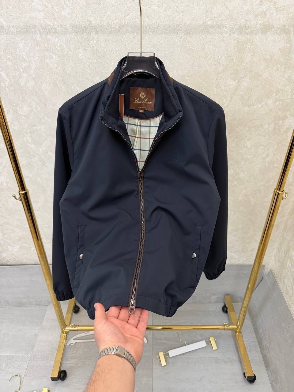 куртка,демисезонная куртка,мужская куртка,мужская куртка бомбер,легкая куртка