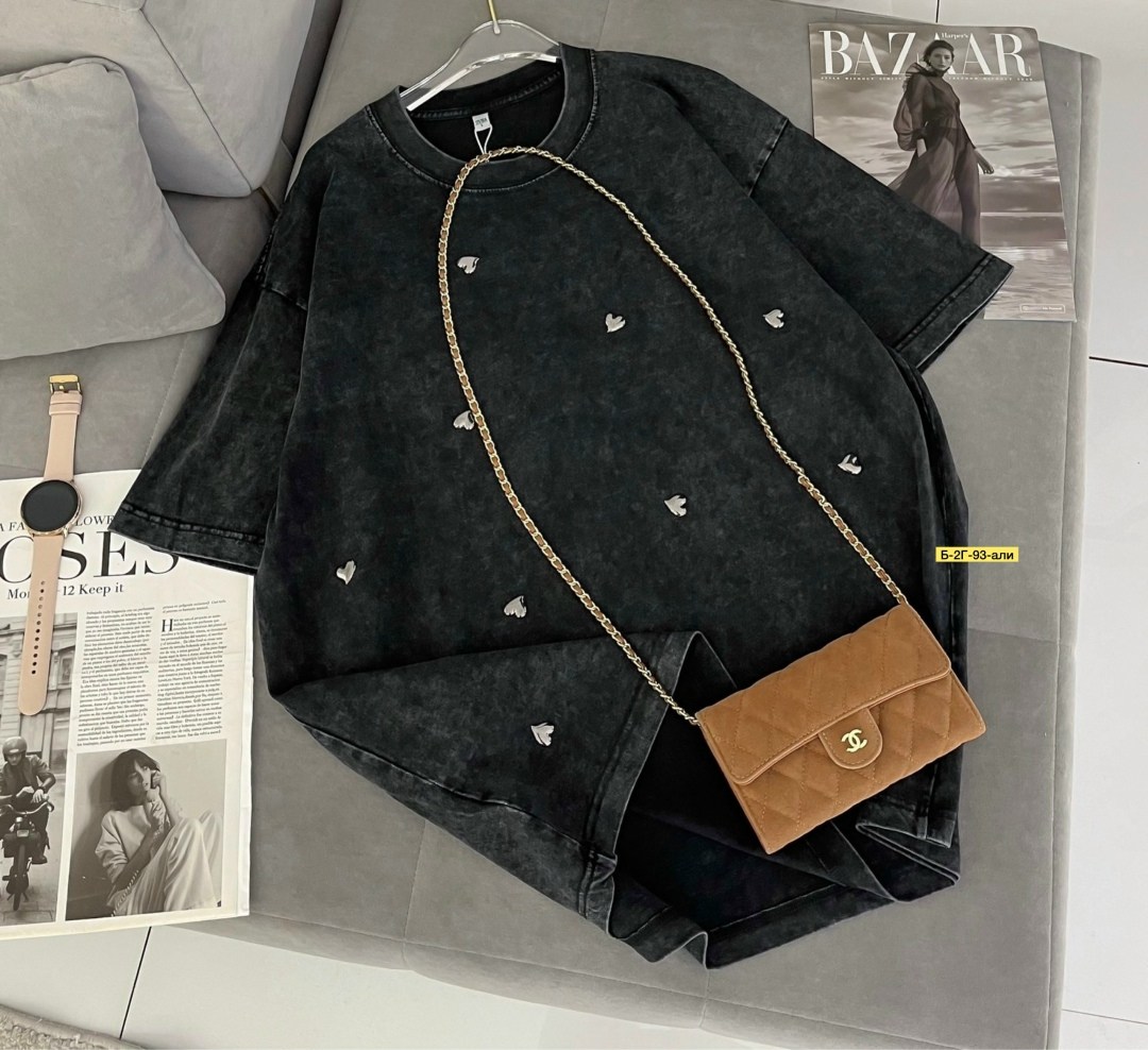 футболка женская варенка оверсайз,футболочка в стиле оверсайз,женская футболка оверсайз,футболка оверсайз со стразами камнями серая mesale,футболка оверсайз со стразам