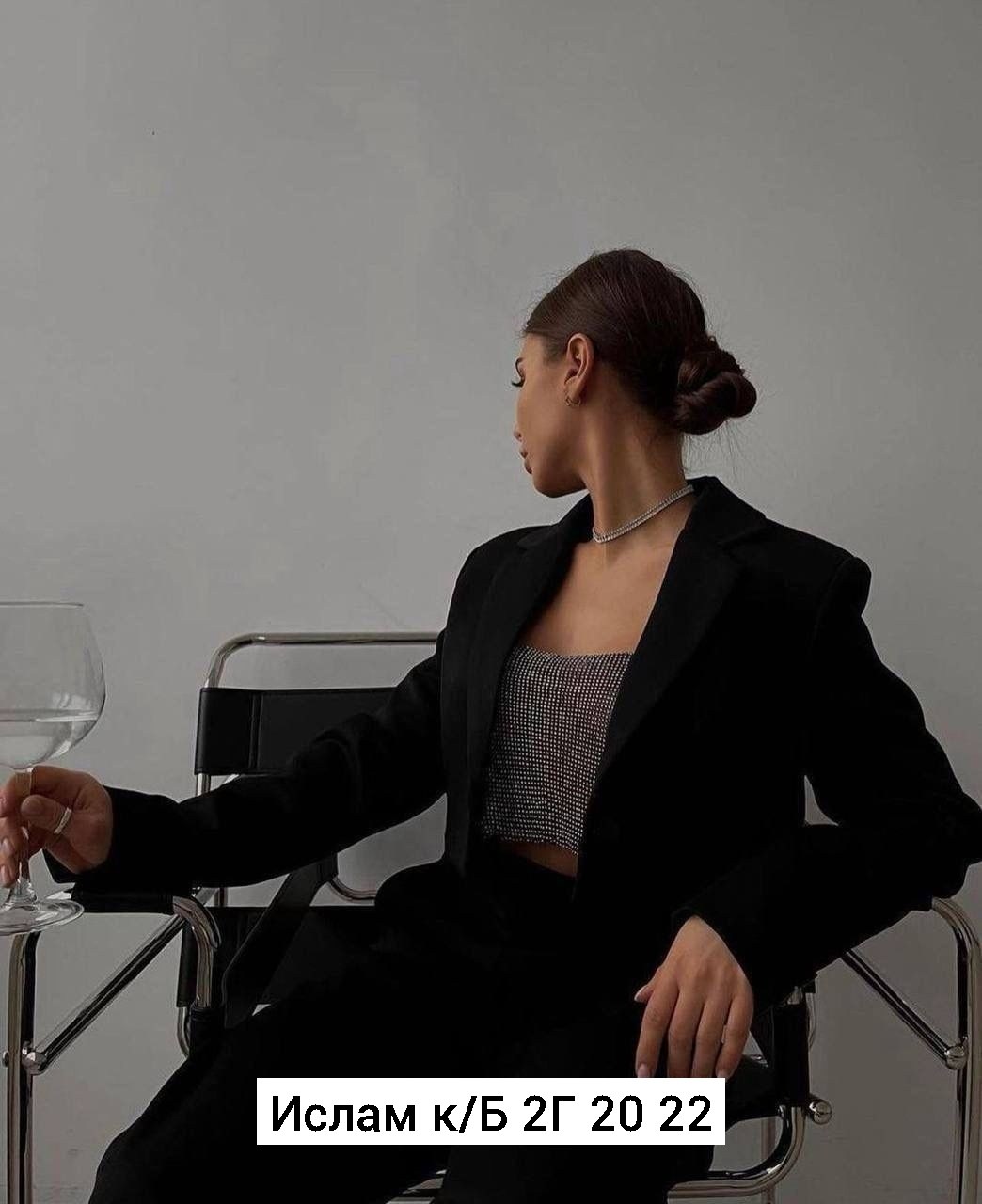 стильные костюмы,женские костюмы,классика костюм,брючный костюм женский,костюм с укороченным пиджаком