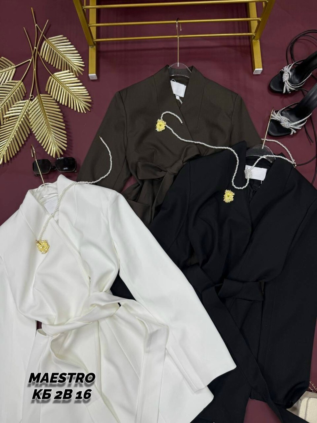 пальто женское без воротника,пальто женское стильное,пальто женское с воротником,бордовое пальто,пальто