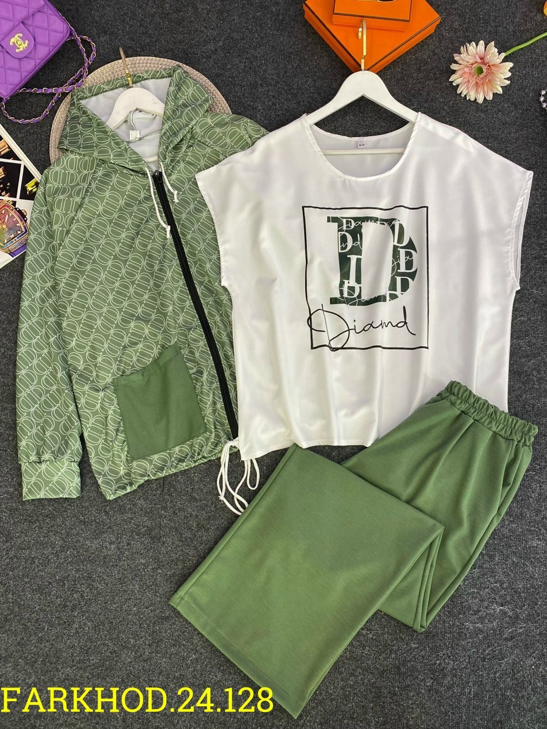 женские костюмы больших размеров,костюм двойка женский большого размера,костюм женский тройка,женский спортивный костюм больших размеров,женский костюм двойка