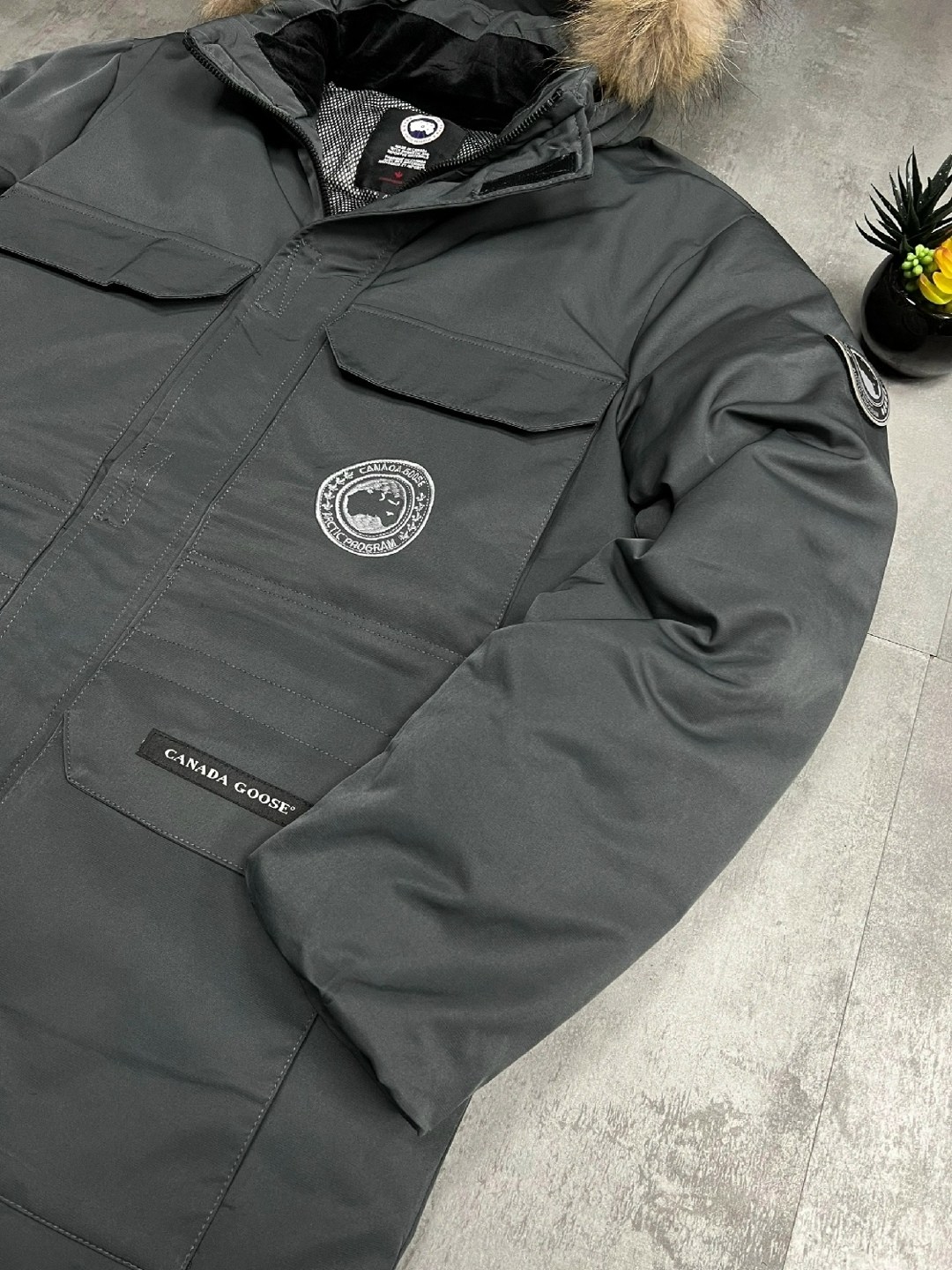 зимние куртки canada goose,мужская зимняя куртка canada goose,пуховик canada goose мужской,куртка canada goose мужская,мужская зимняя куртка парка canada goose