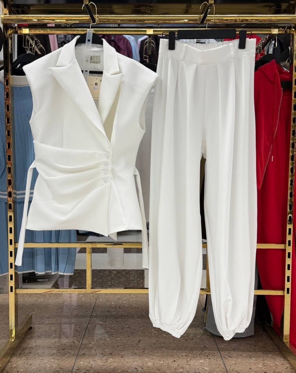 брючный костюм,белые костюмы,женский брючный костюм без рукавов tesco,женский костюм,льняной костюм женский