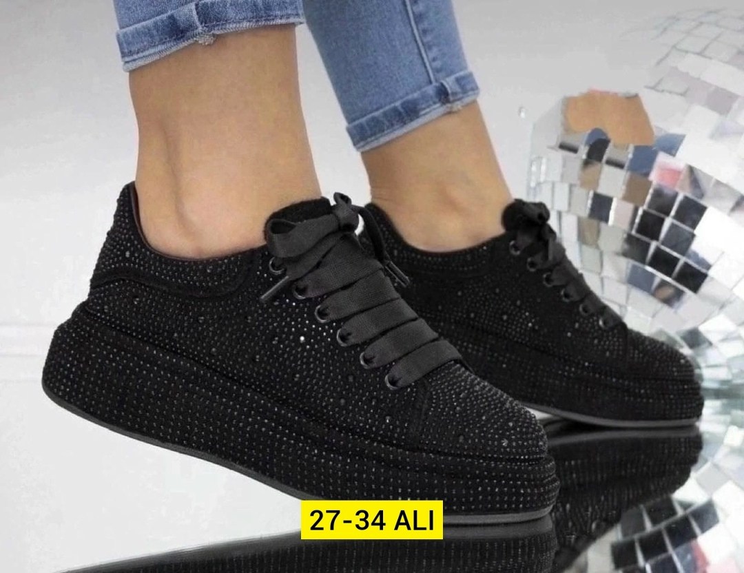 кроссовки со стразами,кроссовки со стразами женские,кеды со стразами,кроссовки с блестками женские,мужская  со стразами