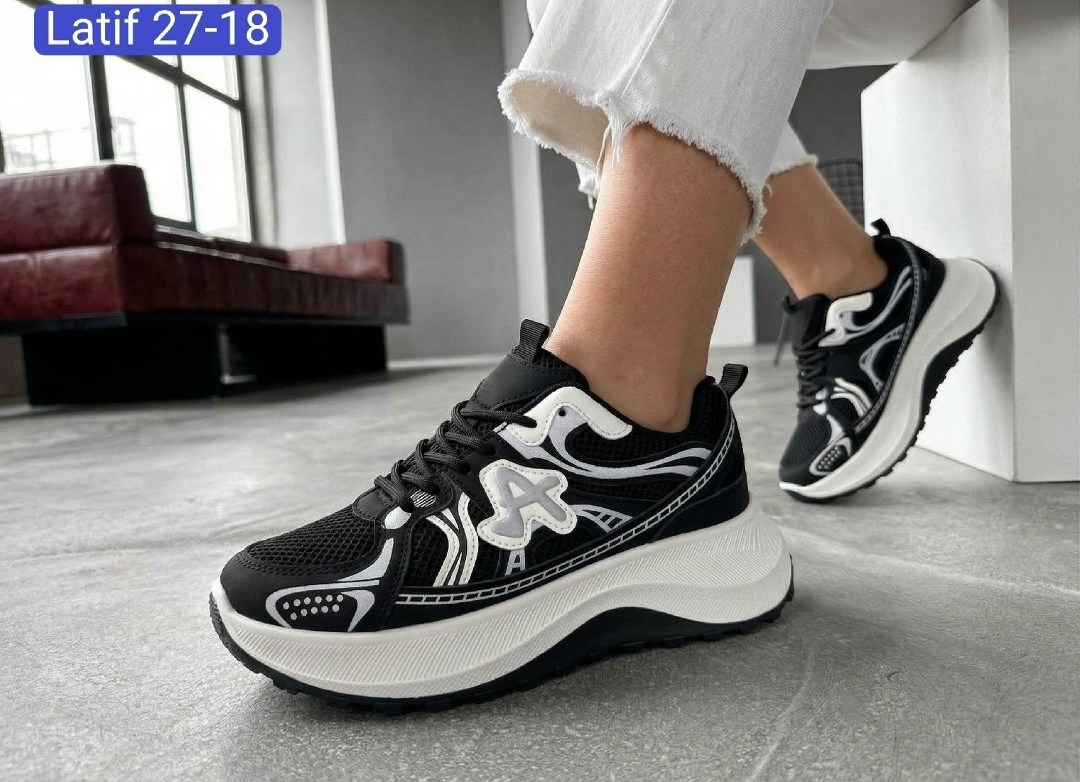 кроссовки женскиe,кроссовки,модные кроссовки,кроссовки с удобной подошвой женские,кроссовки для девушек