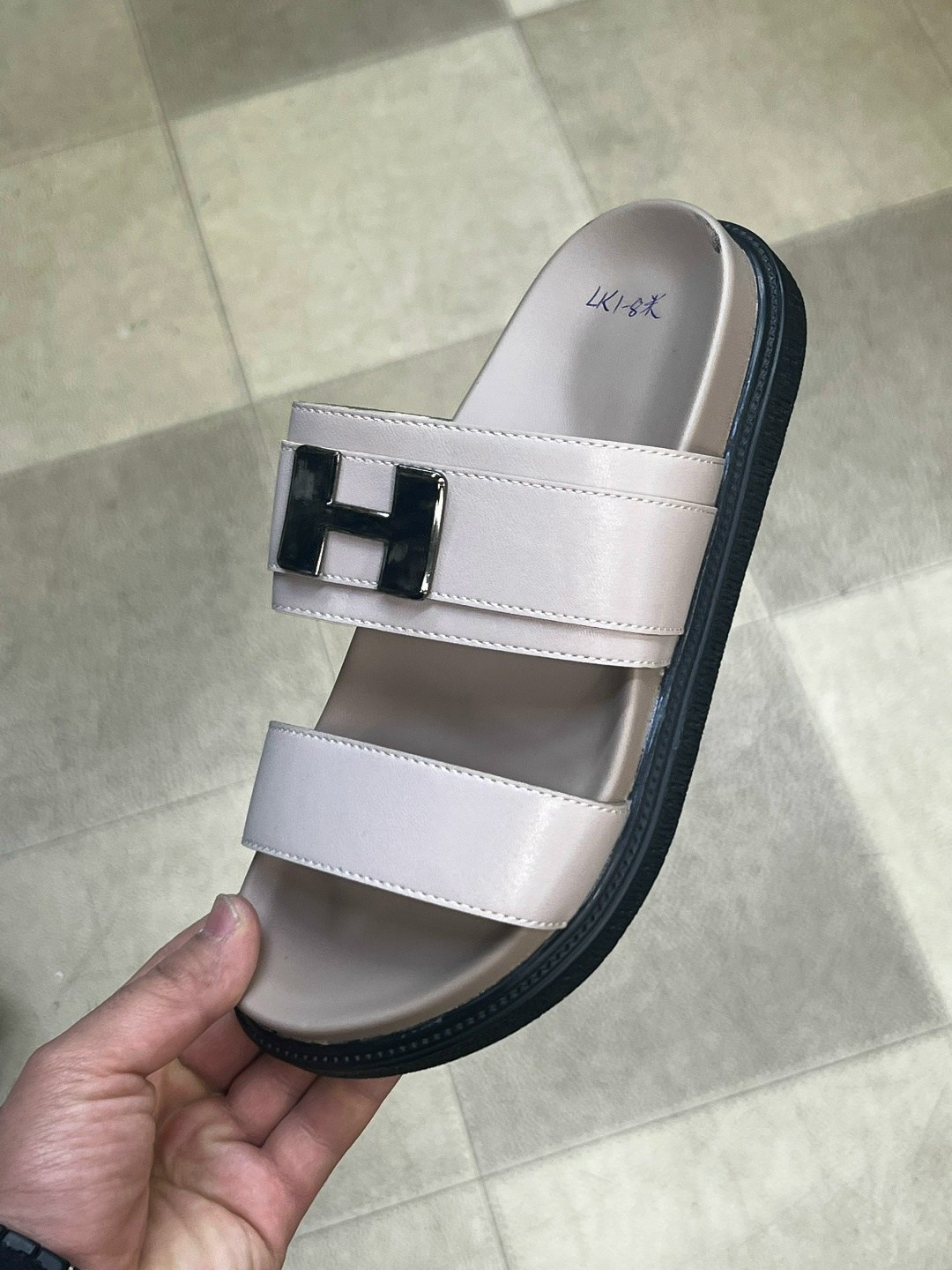 шлепанцы hermes,,сандалии hermes,шлепанцы женские,шлепанцы гермес коричневые