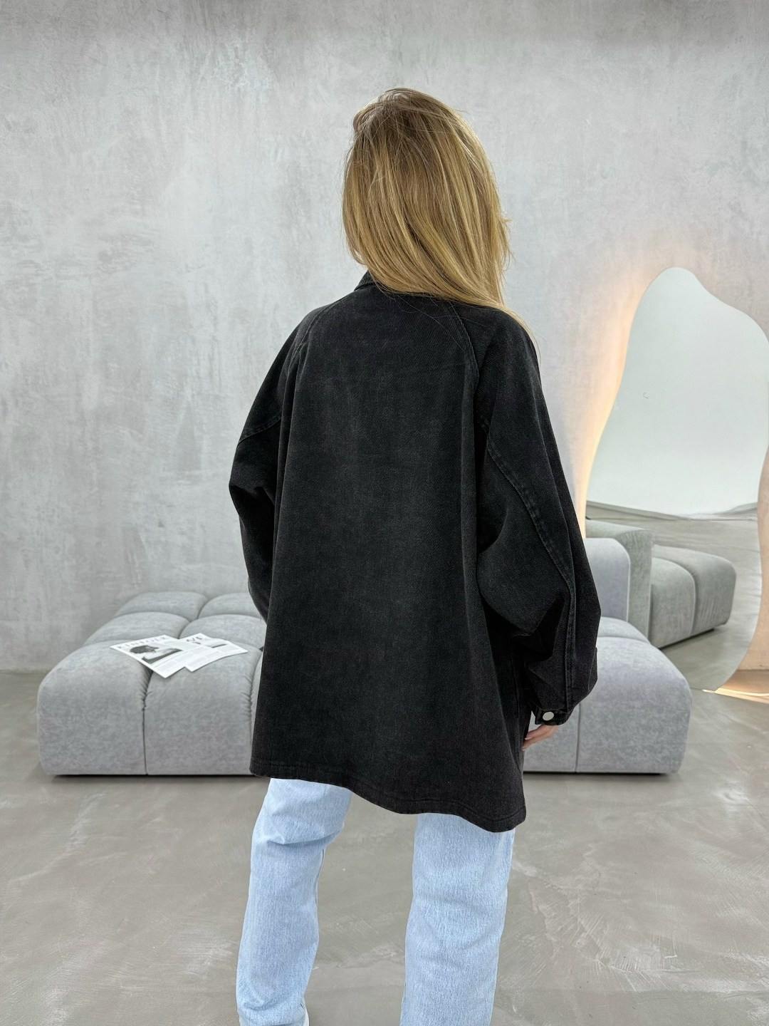 джинсовая куртка женская оверсайз черного цвета,куртка джинсовая оверсайз джинсовка весенняя h&t fashion shop,джинсовая куртка женская оверсайз,джинсовая куртка,женская джинсовая куртка