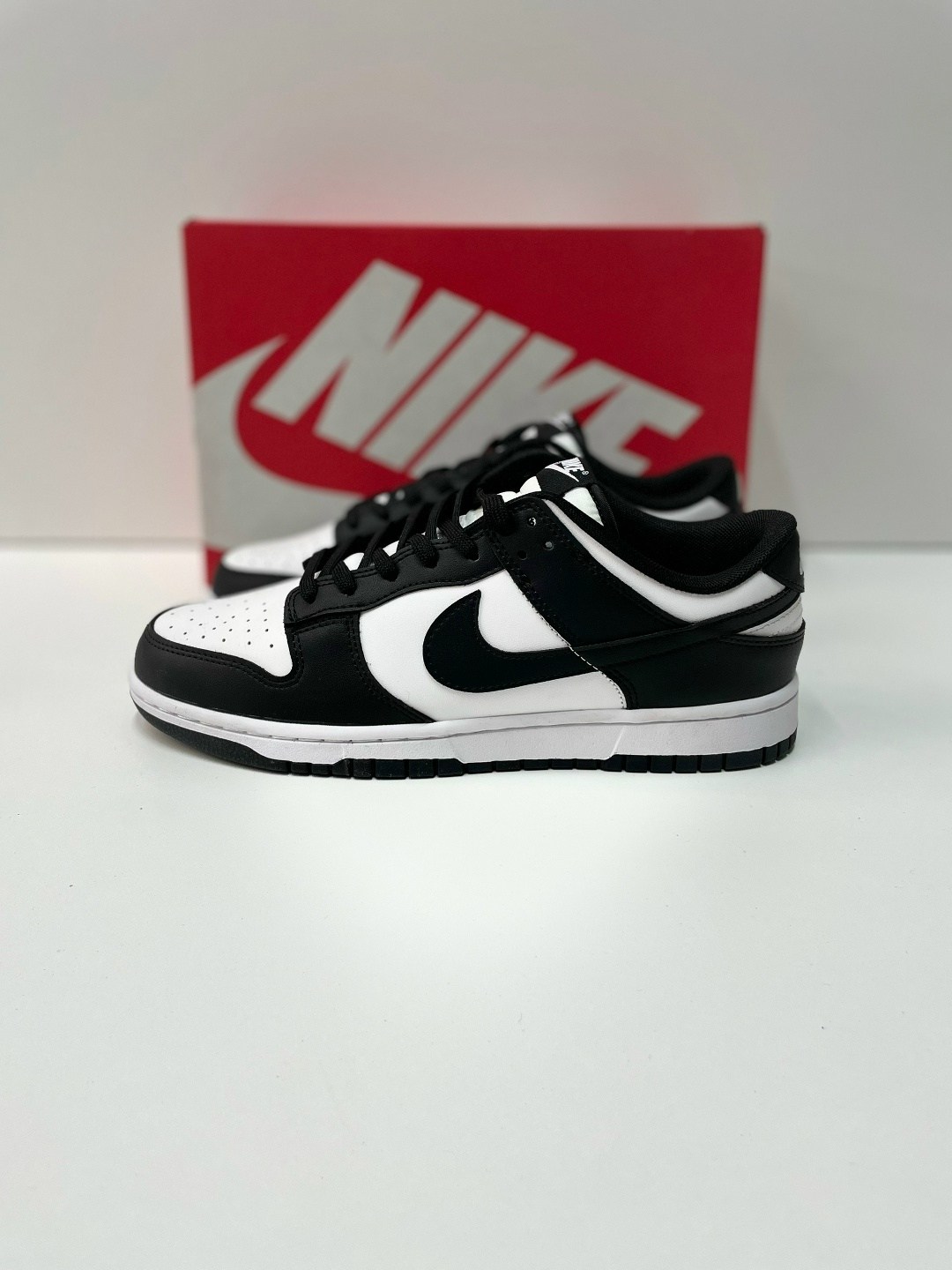 nike dunk low,nike dunk low black white,кроссовки nike sb dunk low,nike dunk low retro white black,nike dunk low retro white black panda (2026)