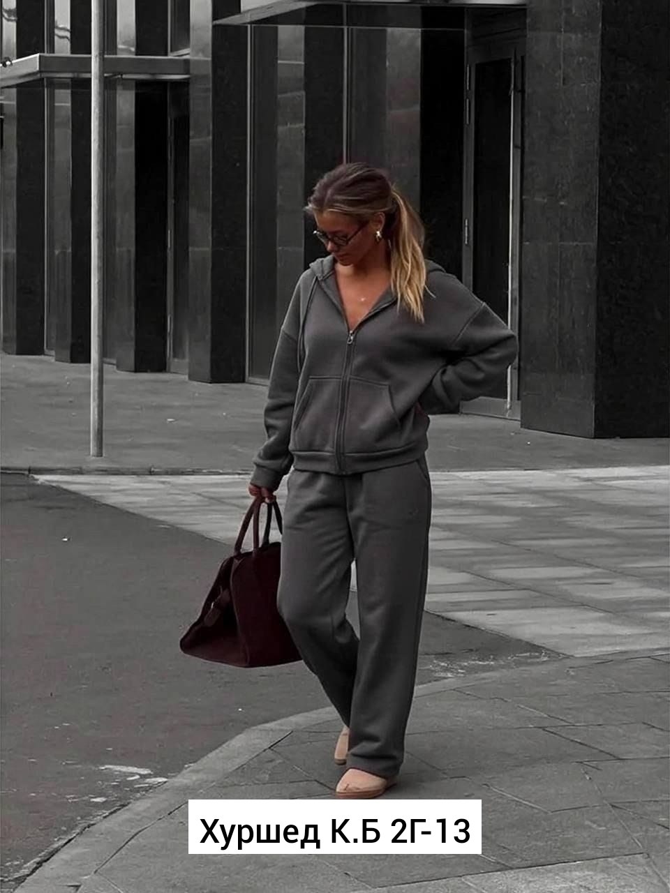 женский спортивный удобный костюм на флисе,костюм спортивный женский на флисе,спортивный женский костюм серый размер 46/48,костюм спортивный женский на флисе арт. 8842193,костюм женский спортивный