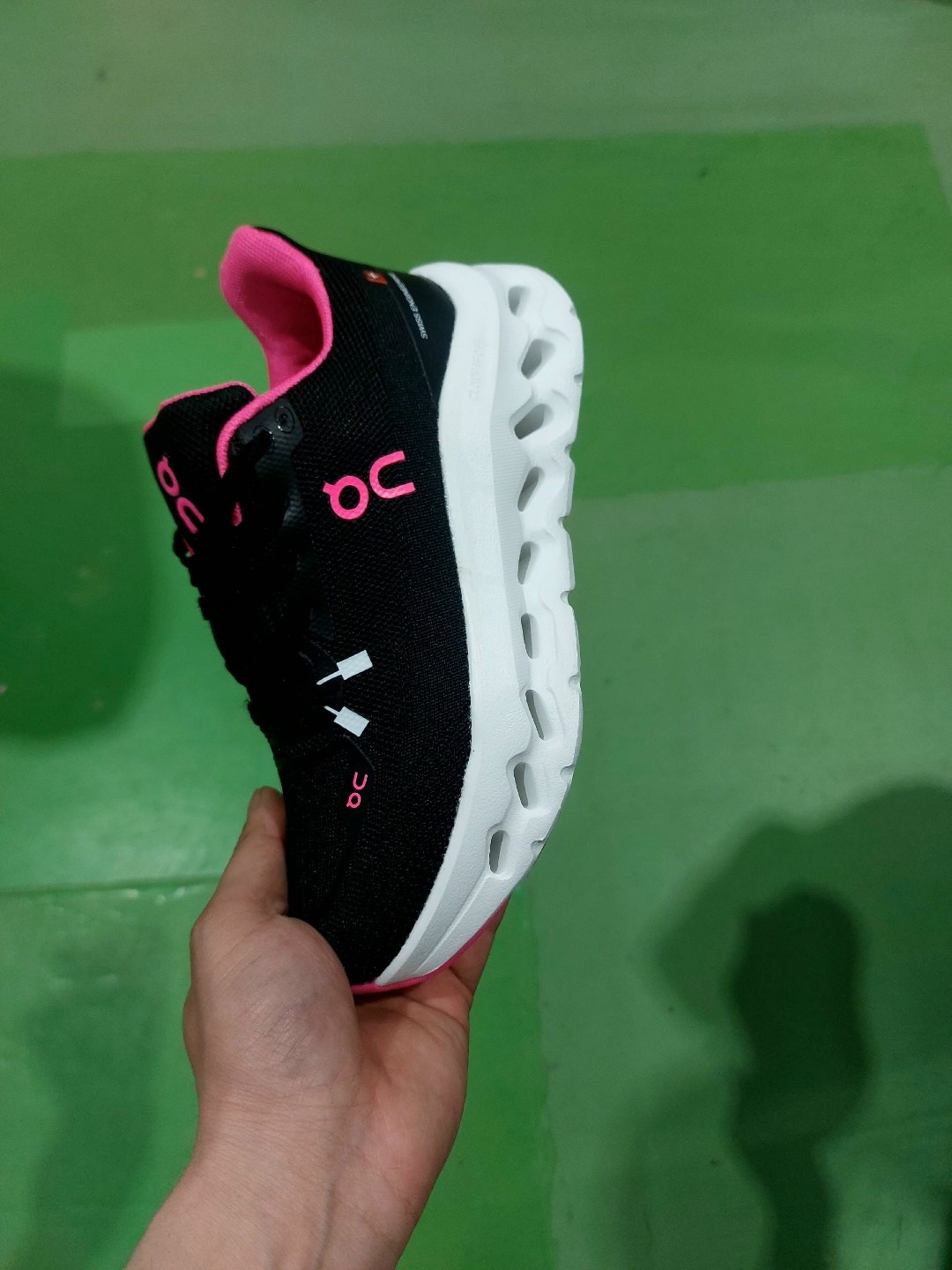 кроссовки женскиe,кроссовки on,кроссовки,повседневные кроссовки,белые кроссовки