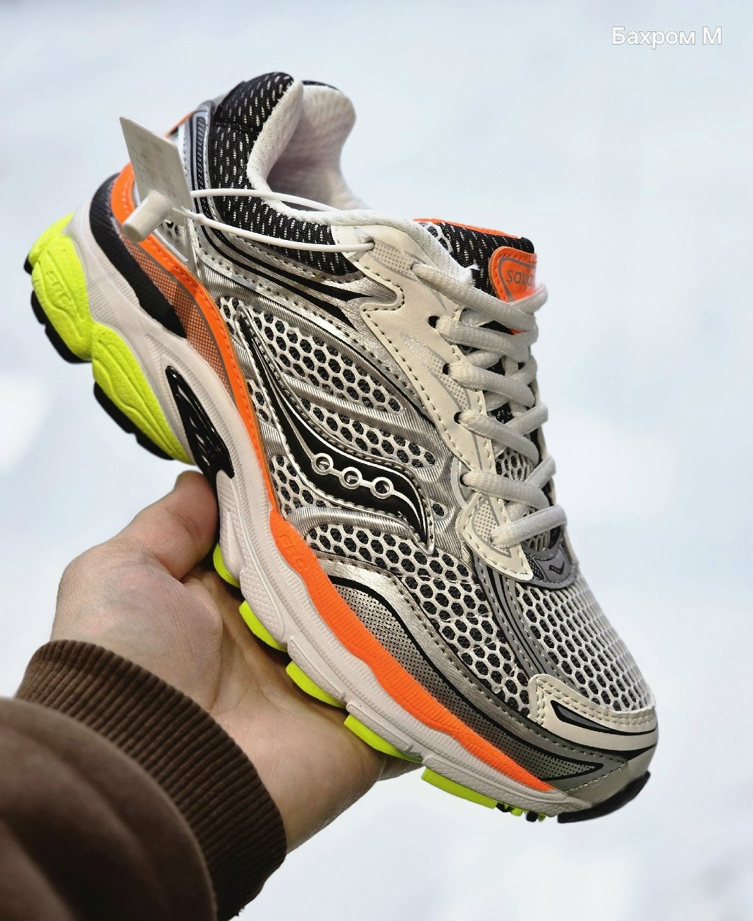 кроссовки saucony progrid omni 9,saucony progrid omni 9,кроссовки saucony,кроссовки,кроссовки progrid triumph 4 saucony