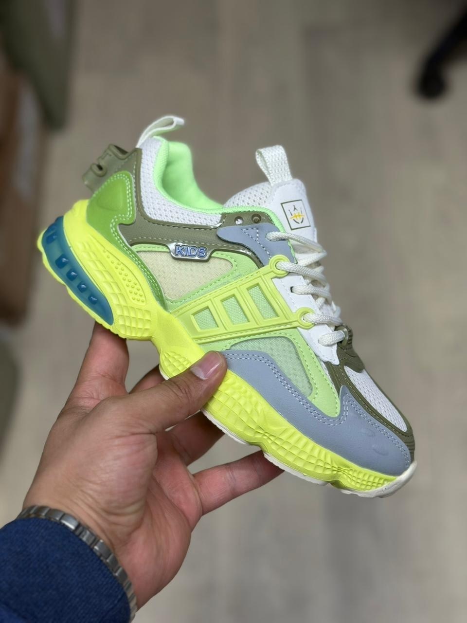 кроссовки,женские кроссовки,кроссовка,массивные кроссовки,кроссовки модные