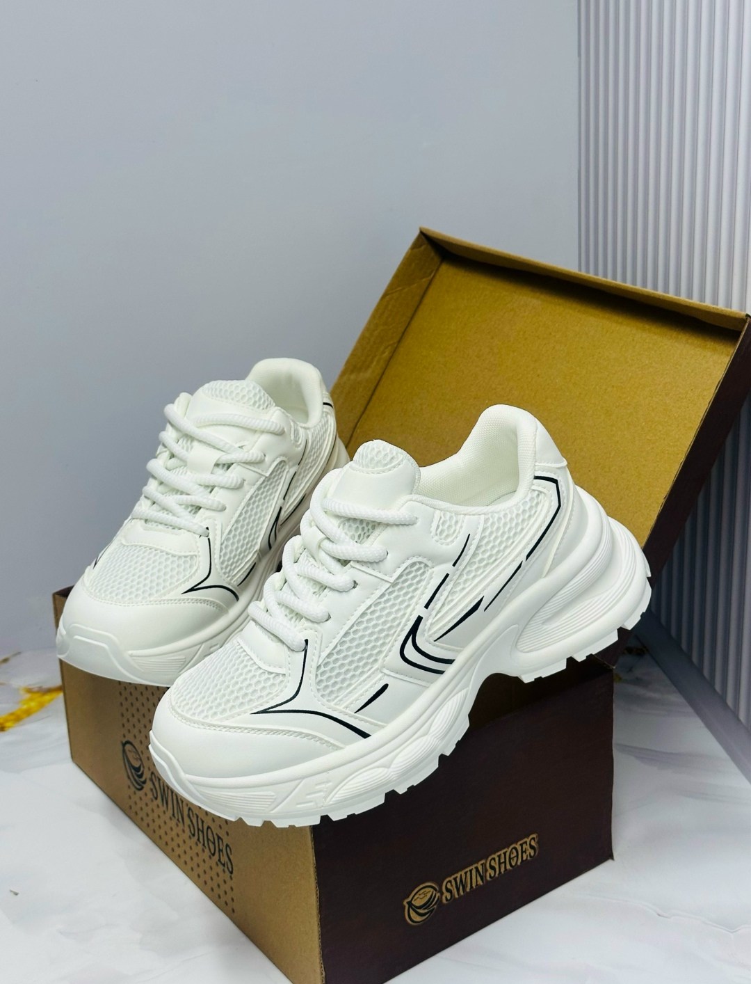 женские кроссовки,кроссовки,кроссовки модные,кроссовки белые,кроссовки мода